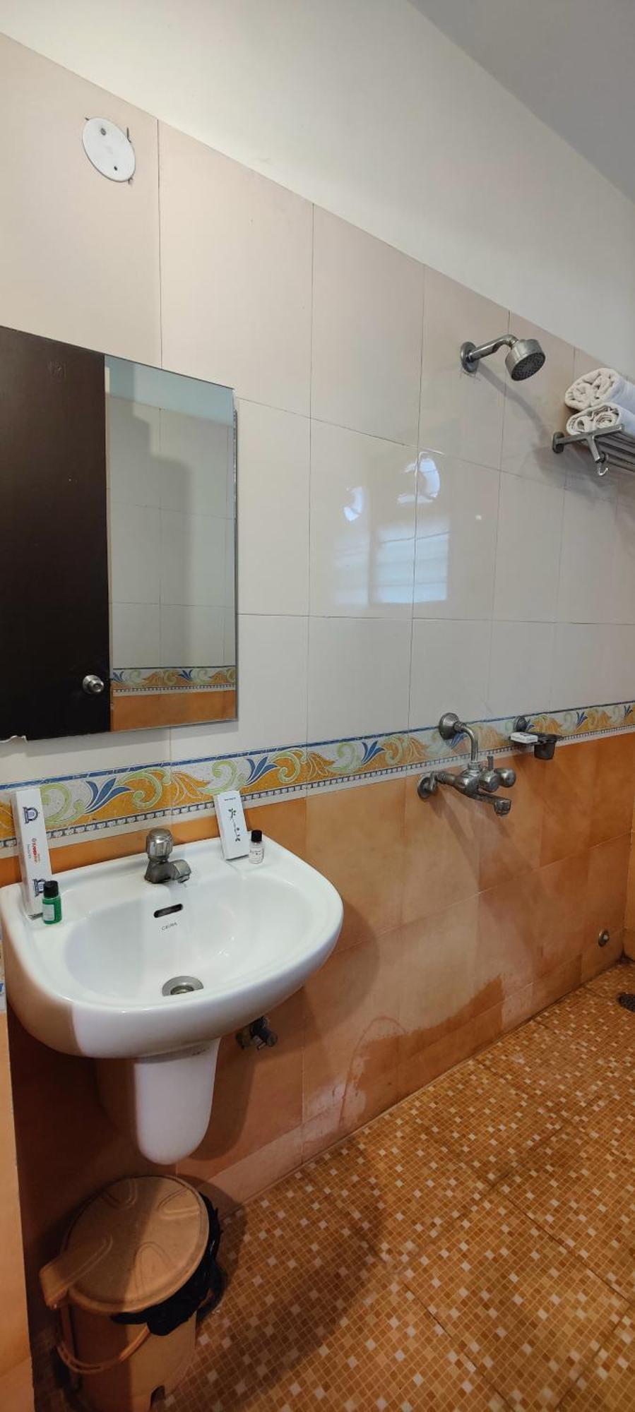 Hotel Krrish Inn - Ameerpet, 하이데라바드 외부 사진