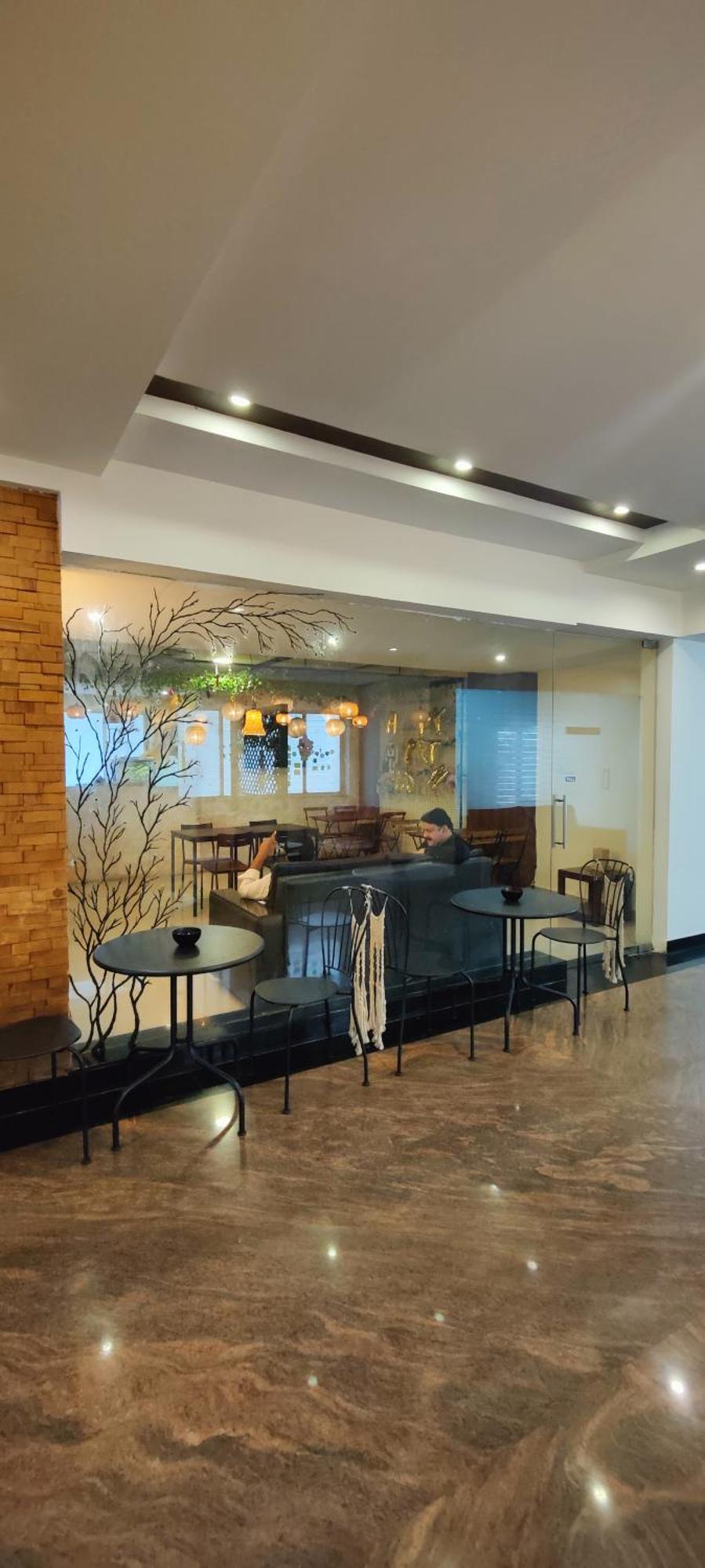 Hotel Krrish Inn - Ameerpet, 하이데라바드 외부 사진
